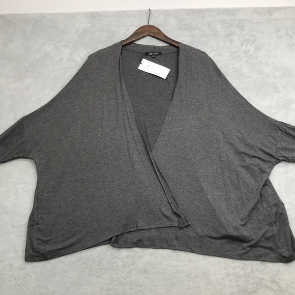 Yana K Highland Cardigan Short in Charcoal Gray O/S New - Picture 1 of 5